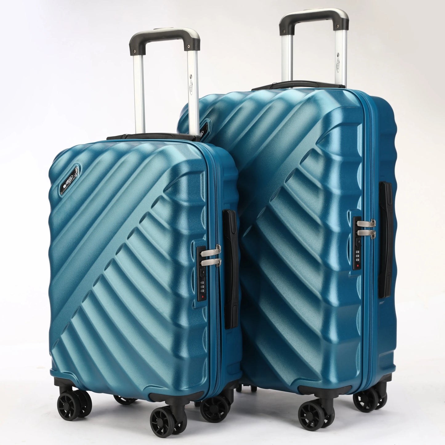 Set trolley rigidi in uso, ideali per viaggi sicuri e comodi
