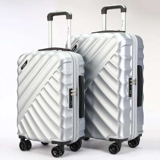 Set trolley rigidi in ABS+PC visti frontalmente, leggeri e resistenti