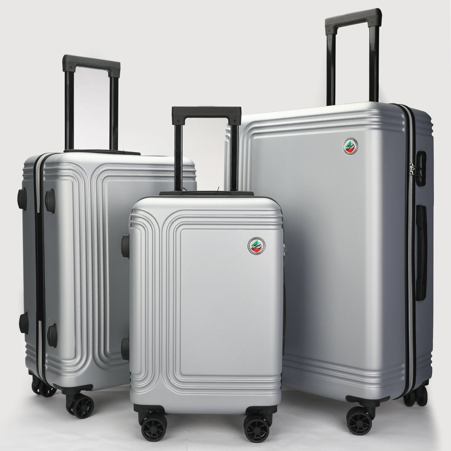 Vista frontale dei trolley ABS Stopover che mostra il design elegante nelle tre misure