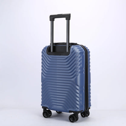 Trolley cabina rigido in uso, ideale come bagaglio a mano per viaggi brevi