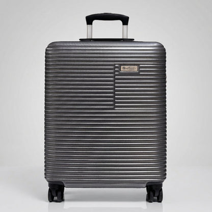 Trolley ultra leggero da 2,3 kg con capacità di 38 litri per voli low cost.
